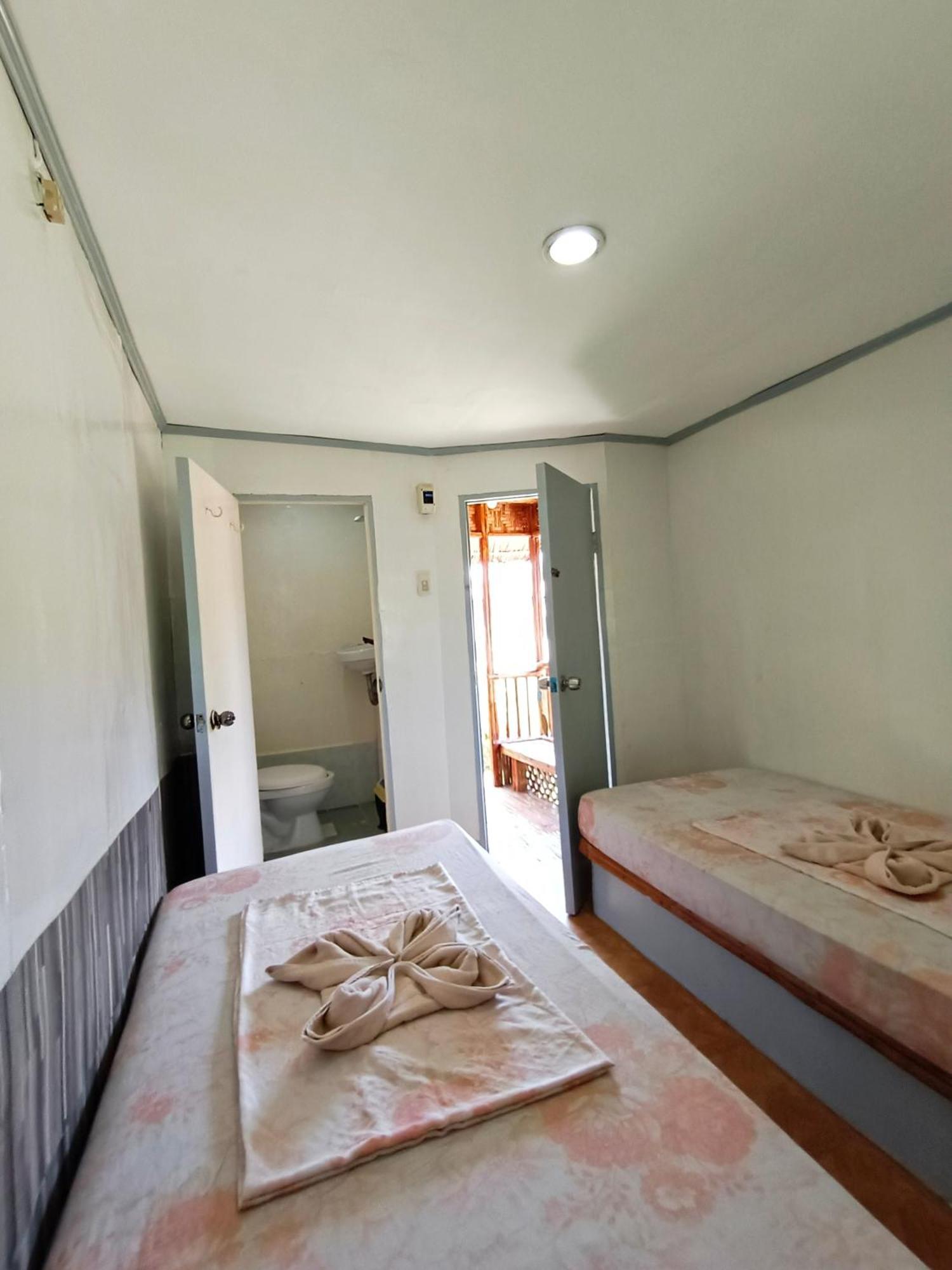 Ander Divers Garden Resort อันดา ภายนอก รูปภาพ
